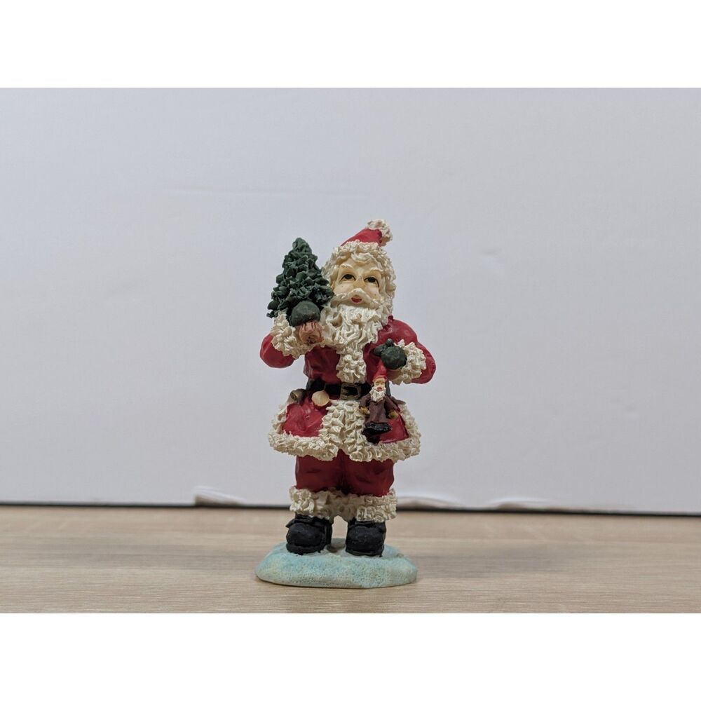 Vintage Style Santa Claus Figurine Holding Christmas Tree – Resin Holiday